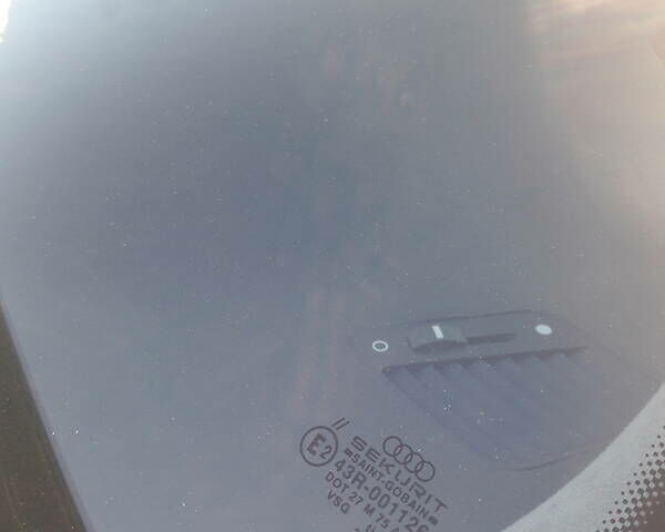 Черный Ауди А8, объемом двигателя 6 л и пробегом 77 тыс. км за 29999 $, фото 33 на Automoto.ua