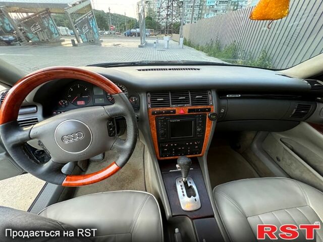 Чорний Ауді A8, об'ємом двигуна 2.5 л та пробігом 400 тис. км за 3900 $, фото 10 на Automoto.ua