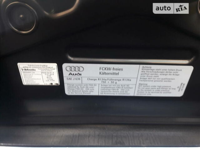 Черный Ауди А8, объемом двигателя 6 л и пробегом 77 тыс. км за 29999 $, фото 27 на Automoto.ua