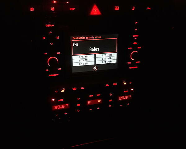 Черный Ауди А8, объемом двигателя 6 л и пробегом 77 тыс. км за 29999 $, фото 21 на Automoto.ua