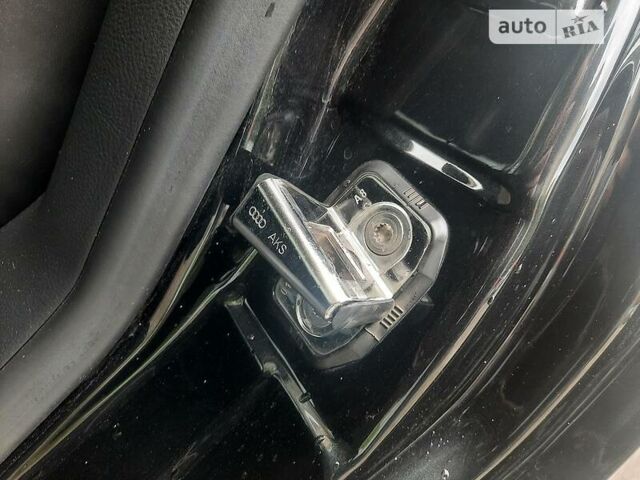 Черный Ауди А8, объемом двигателя 6 л и пробегом 77 тыс. км за 29999 $, фото 14 на Automoto.ua