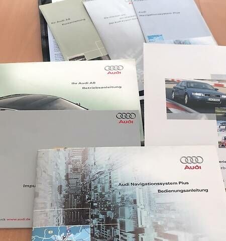 Черный Ауди А8, объемом двигателя 6 л и пробегом 77 тыс. км за 29999 $, фото 89 на Automoto.ua