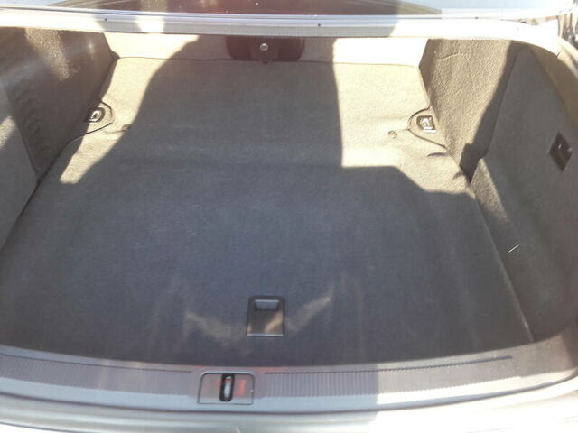 Черный Ауди А8, объемом двигателя 6 л и пробегом 77 тыс. км за 29999 $, фото 50 на Automoto.ua