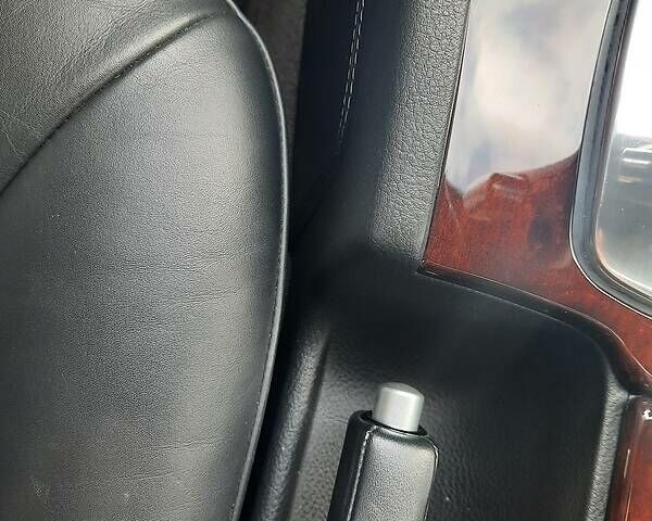 Черный Ауди А8, объемом двигателя 6 л и пробегом 77 тыс. км за 29999 $, фото 19 на Automoto.ua