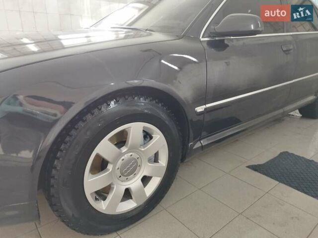 Черный Ауди А8, объемом двигателя 4.2 л и пробегом 210 тыс. км за 8200 $, фото 8 на Automoto.ua