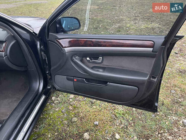 Чорний Ауді A8, об'ємом двигуна 3.7 л та пробігом 290 тис. км за 4600 $, фото 34 на Automoto.ua