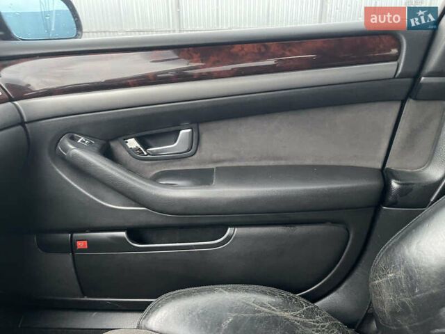 Чорний Ауді A8, об'ємом двигуна 3.7 л та пробігом 290 тис. км за 4600 $, фото 32 на Automoto.ua