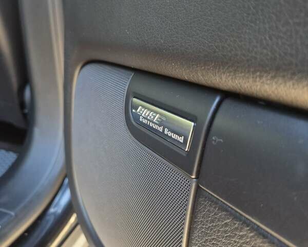 Чорний Ауді A8, об'ємом двигуна 3.9 л та пробігом 407 тис. км за 10000 $, фото 11 на Automoto.ua