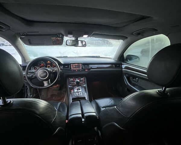 Черный Ауди А8, объемом двигателя 3.7 л и пробегом 320 тыс. км за 4999 $, фото 6 на Automoto.ua