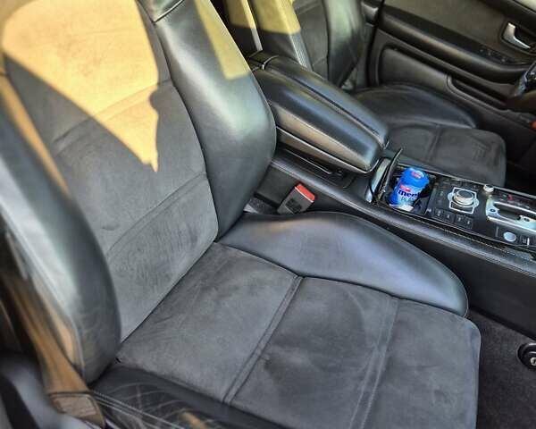 Чорний Ауді A8, об'ємом двигуна 3.9 л та пробігом 407 тис. км за 10000 $, фото 15 на Automoto.ua