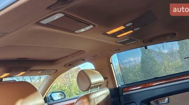 Черный Ауди А8, объемом двигателя 4.2 л и пробегом 326 тыс. км за 5800 $, фото 12 на Automoto.ua