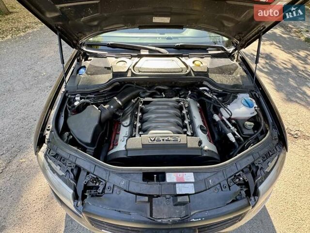 Чорний Ауді A8, об'ємом двигуна 4.2 л та пробігом 410 тис. км за 5600 $, фото 8 на Automoto.ua