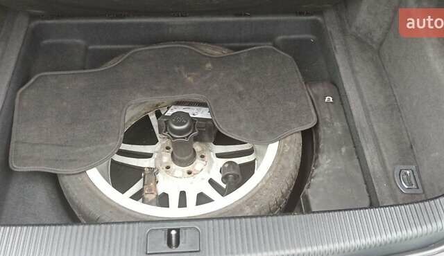 Чорний Ауді A8, об'ємом двигуна 3 л та пробігом 263 тис. км за 9500 $, фото 32 на Automoto.ua