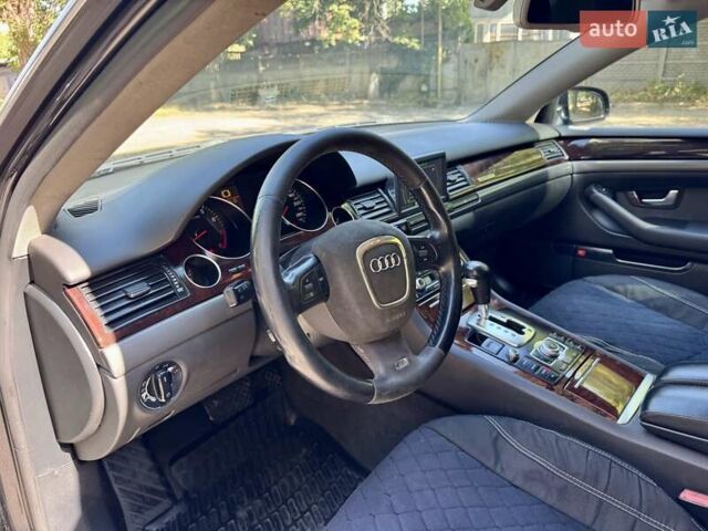 Чорний Ауді A8, об'ємом двигуна 4.2 л та пробігом 410 тис. км за 5600 $, фото 53 на Automoto.ua