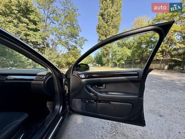 Чорний Ауді A8, об'ємом двигуна 4.2 л та пробігом 410 тис. км за 5600 $, фото 57 на Automoto.ua