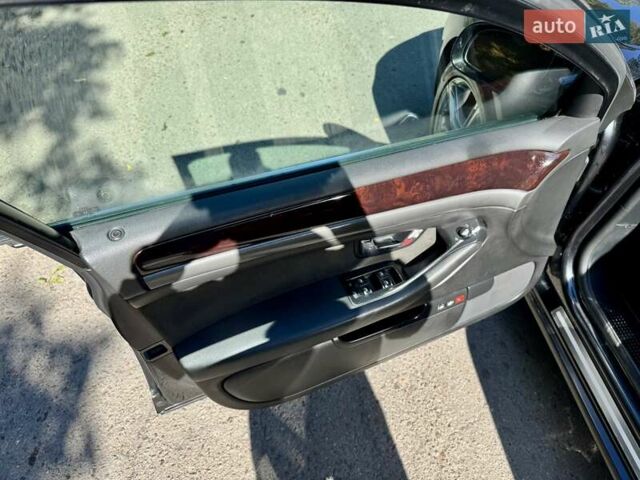 Чорний Ауді A8, об'ємом двигуна 4.2 л та пробігом 410 тис. км за 5600 $, фото 48 на Automoto.ua