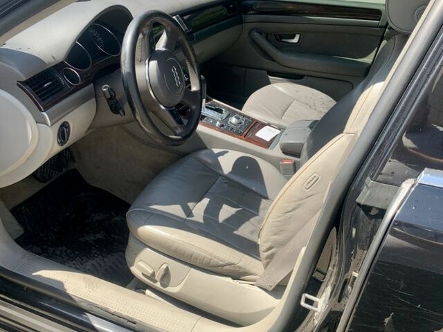 Чорний Ауді A8, об'ємом двигуна 3 л та пробігом 329 тис. км за 6500 $, фото 8 на Automoto.ua