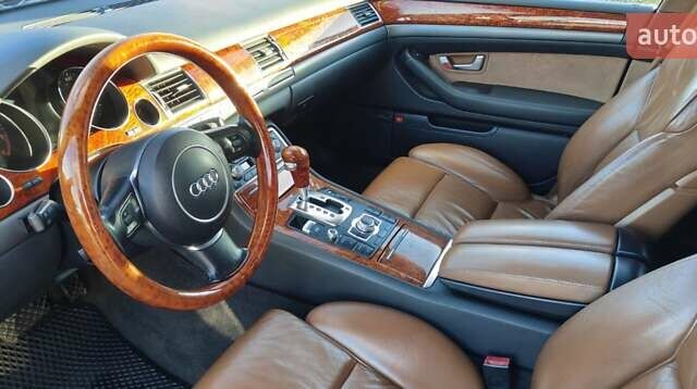 Черный Ауди А8, объемом двигателя 4.2 л и пробегом 326 тыс. км за 5800 $, фото 7 на Automoto.ua