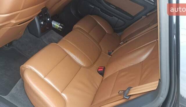 Чорний Ауді A8, об'ємом двигуна 3 л та пробігом 263 тис. км за 9500 $, фото 10 на Automoto.ua