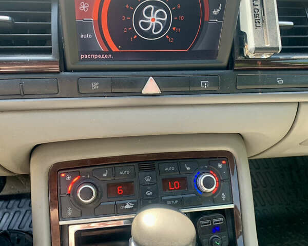 Чорний Ауді A8, об'ємом двигуна 3 л та пробігом 329 тис. км за 6500 $, фото 13 на Automoto.ua