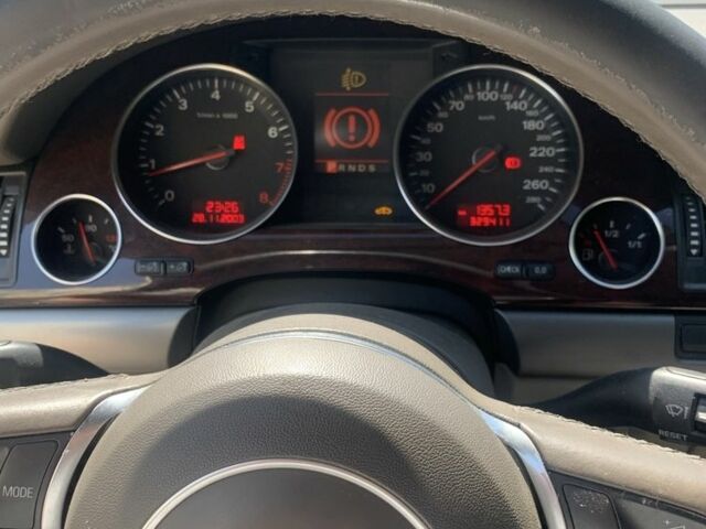 Чорний Ауді A8, об'ємом двигуна 3 л та пробігом 329 тис. км за 6500 $, фото 13 на Automoto.ua