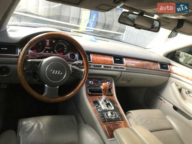 Чорний Ауді A8, об'ємом двигуна 4.2 л та пробігом 325 тис. км за 9000 $, фото 47 на Automoto.ua