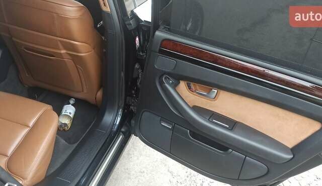 Чорний Ауді A8, об'ємом двигуна 3 л та пробігом 263 тис. км за 9500 $, фото 5 на Automoto.ua