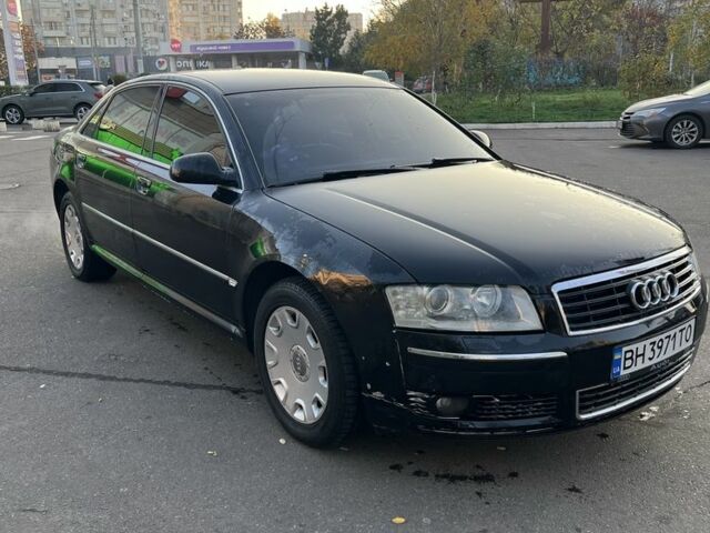 Черный Ауди А8, объемом двигателя 3 л и пробегом 336 тыс. км за 6000 $, фото 1 на Automoto.ua