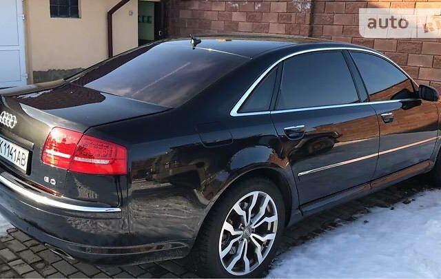 Черный Ауди А8, объемом двигателя 6 л и пробегом 230 тыс. км за 8500 $, фото 13 на Automoto.ua