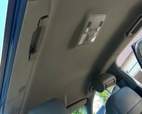 Чорний Ауді A8, об'ємом двигуна 3 л та пробігом 370 тис. км за 7000 $, фото 3 на Automoto.ua