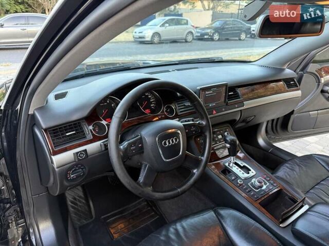 Черный Ауди А8, объемом двигателя 2.97 л и пробегом 337 тыс. км за 7900 $, фото 39 на Automoto.ua