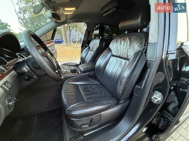 Черный Ауди А8, объемом двигателя 2.97 л и пробегом 337 тыс. км за 7900 $, фото 42 на Automoto.ua