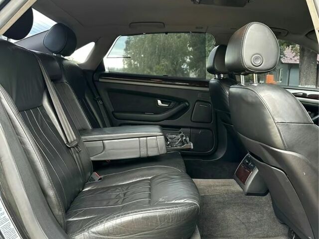 Черный Ауди А8, объемом двигателя 3 л и пробегом 200 тыс. км за 6499 $, фото 3 на Automoto.ua