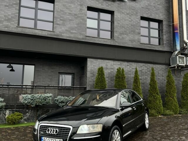 Черный Ауди А8, объемом двигателя 3 л и пробегом 270 тыс. км за 9300 $, фото 1 на Automoto.ua