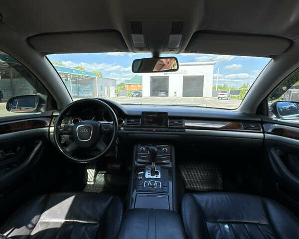 Черный Ауди А8, объемом двигателя 3.12 л и пробегом 205 тыс. км за 9100 $, фото 17 на Automoto.ua