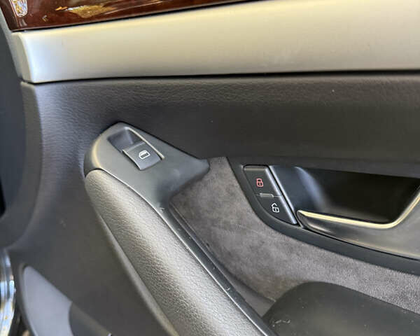 Ауди А8 2007 в Виннице на Automoto.ua Черный Ауди А8, объемом двигателя 2.97 л и пробегом 304 тыс. км за 11800 $, фото 11 на Automoto.ua