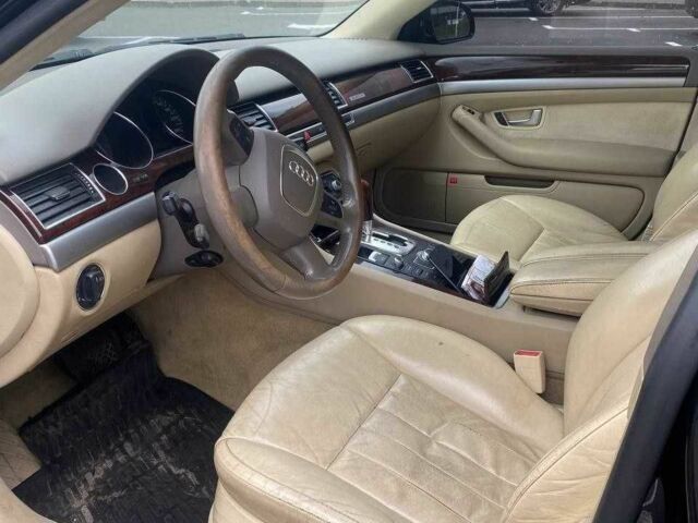 Черный Ауди А8, объемом двигателя 4.2 л и пробегом 250 тыс. км за 10800 $, фото 3 на Automoto.ua