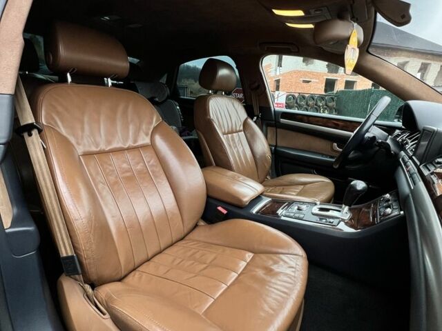 Черный Ауди А8, объемом двигателя 3 л и пробегом 270 тыс. км за 9300 $, фото 14 на Automoto.ua