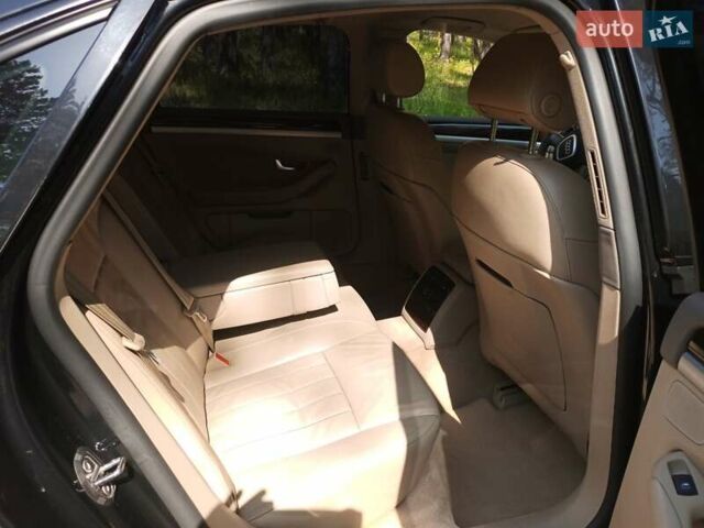 Чорний Ауді A8, об'ємом двигуна 3.2 л та пробігом 309 тис. км за 9200 $, фото 4 на Automoto.ua