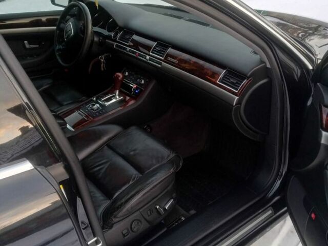 Чорний Ауді A8, об'ємом двигуна 3.1 л та пробігом 210 тис. км за 8100 $, фото 5 на Automoto.ua