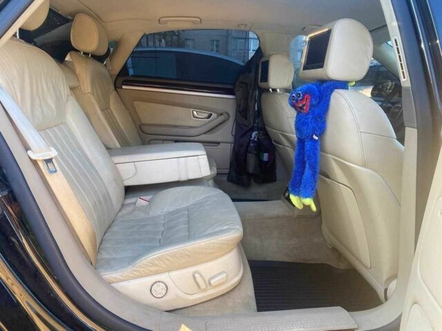 Черный Ауди А8, объемом двигателя 4.2 л и пробегом 250 тыс. км за 10800 $, фото 18 на Automoto.ua