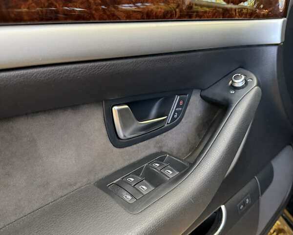Ауди А8 2007 в Виннице на Automoto.ua Черный Ауди А8, объемом двигателя 2.97 л и пробегом 304 тыс. км за 11800 $, фото 6 на Automoto.ua