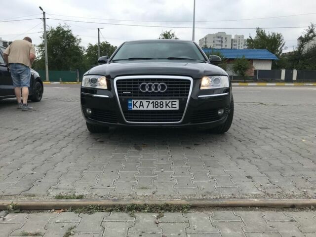 Чорний Ауді A8, об'ємом двигуна 3 л та пробігом 410 тис. км за 7900 $, фото 1 на Automoto.ua