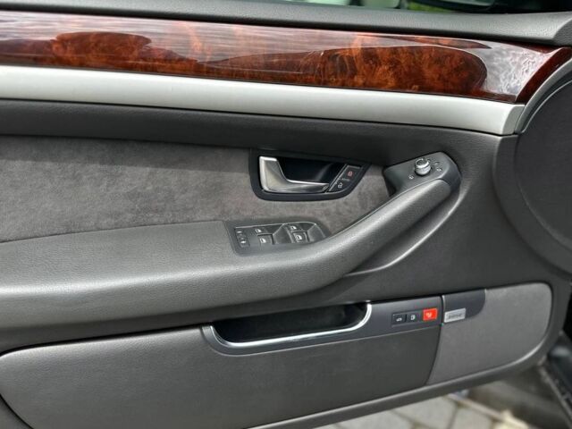 Чорний Ауді A8, об'ємом двигуна 3 л та пробігом 323 тис. км за 14000 $, фото 8 на Automoto.ua