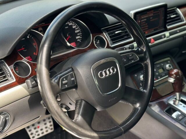 Чорний Ауді A8, об'ємом двигуна 3 л та пробігом 323 тис. км за 14000 $, фото 9 на Automoto.ua