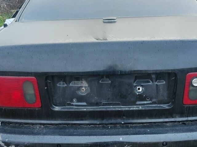 Чорний Ауді A8, об'ємом двигуна 4 л та пробігом 400 тис. км за 2000 $, фото 1 на Automoto.ua