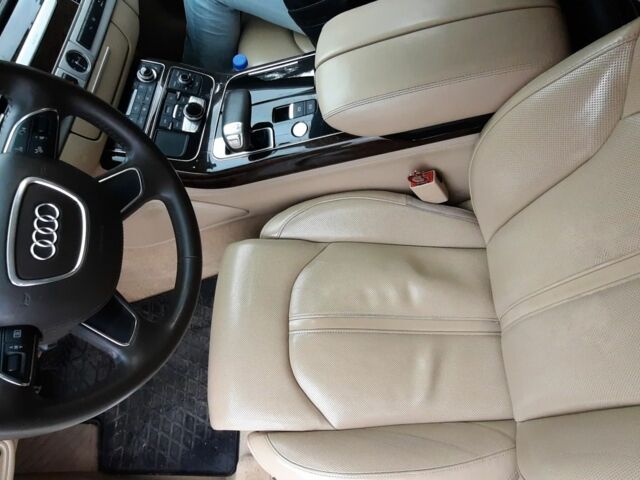 Чорний Ауді A8, об'ємом двигуна 4.2 л та пробігом 177 тис. км за 17000 $, фото 12 на Automoto.ua