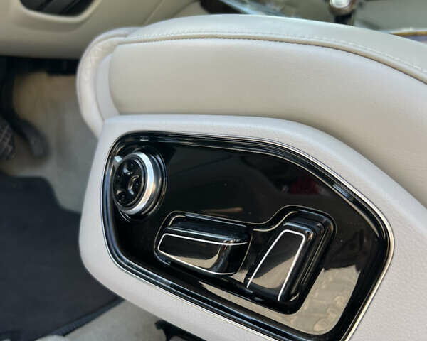 Чорний Ауді A8, об'ємом двигуна 3 л та пробігом 234 тис. км за 15500 $, фото 7 на Automoto.ua