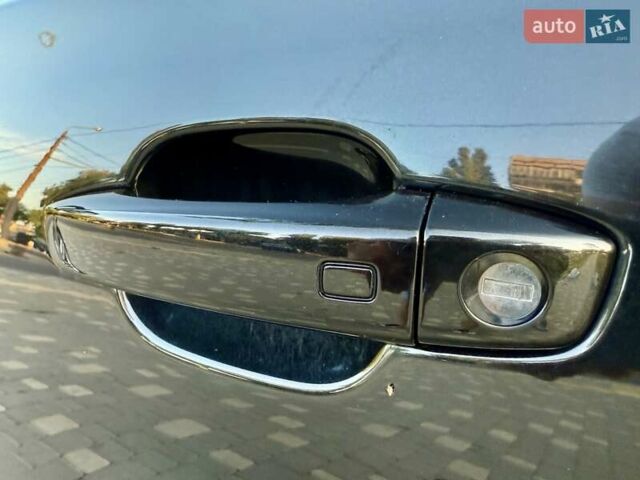 Чорний Ауді A8, об'ємом двигуна 4.16 л та пробігом 157 тис. км за 12999 $, фото 39 на Automoto.ua