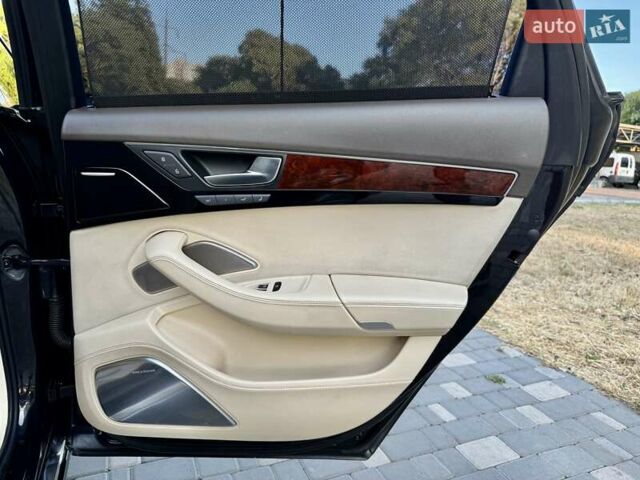 Чорний Ауді A8, об'ємом двигуна 4.16 л та пробігом 157 тис. км за 12999 $, фото 64 на Automoto.ua